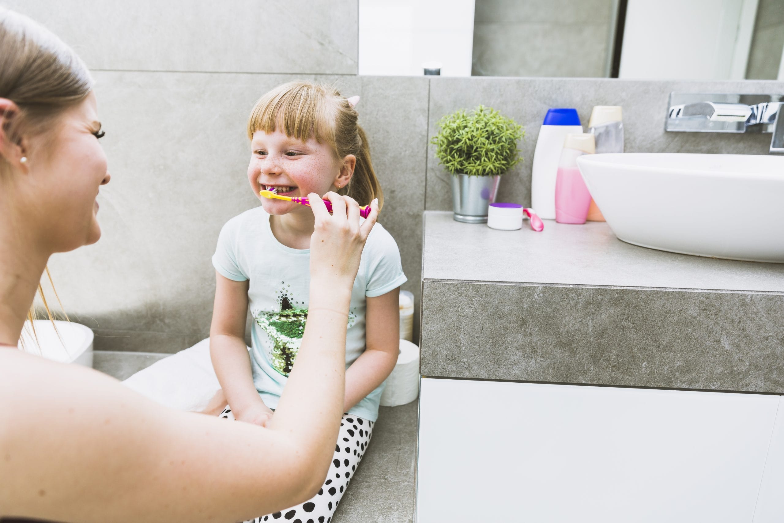 ZahnZoo Krefeld | Die Bedeutung der Mundhygiene während kieferorthopädischer Behandlungen bei Kindern
